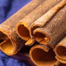 Gui Tonggui leather with leather cinnamon smoke gui fragrant gui jade Gui meat spice seasoning with large total anise and fragrant leaves 50g