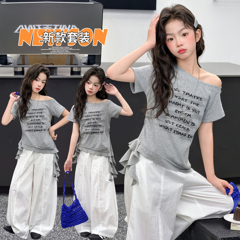 Girls' Summer Off-Shoulder Short-Sleeve T-Shirt, Big Kids' Letter Print Top, Girls' Summer Outfit, Gray Half-Sleeve T-Shirt, Trendy T-Shirt