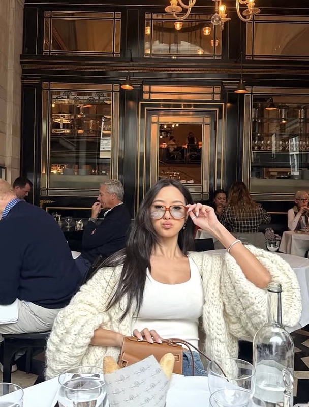 Sun Yunyun's Same Style Chunky Knit Hand-Woven Lazy Style Design Loose Slimming Sweater Coat for Women