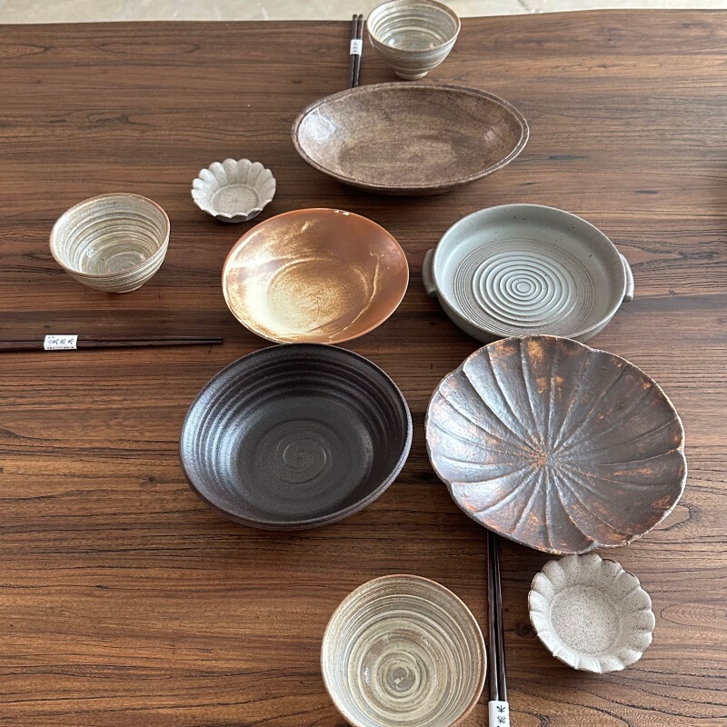 Zhangzhang's Store·【Corner】Three-Person Dining Tableware Set Jingdezhen Homestay Rustic Pottery Rice Bowls, Plates, Chopsticks Zhangzhang's Store·【Corner】Three-Person Dining Tableware Set Jingdezhen Homestay Rustic Pottery Rice Bowls, Plates, Chopsticks