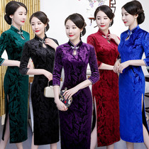 Golden Velvet Qipao 2022 Autumn Winter New Long Style Big Code Banquet Gown Mom Improved Walking Show Velvet Qipao Dress