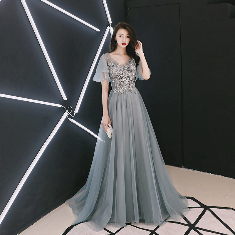 Large size dress female fat mm 200 jin 2022 new party banquet host fat sister evening dress plus fat and thin