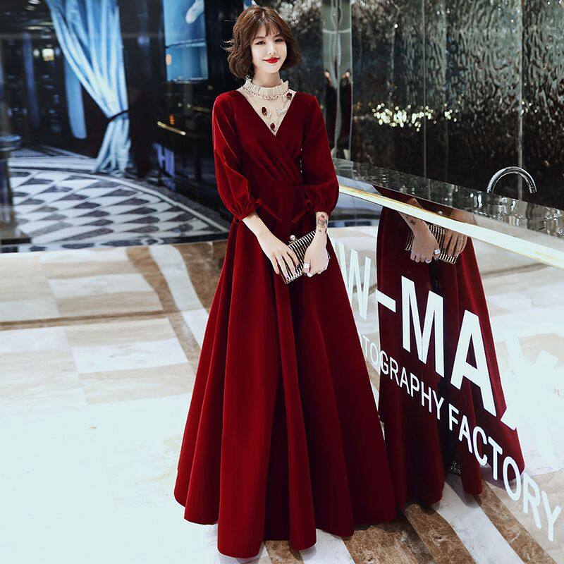 Large size toast dress bride wedding engagement dress fat mm200 catties back door high waist cover belly thin female spring