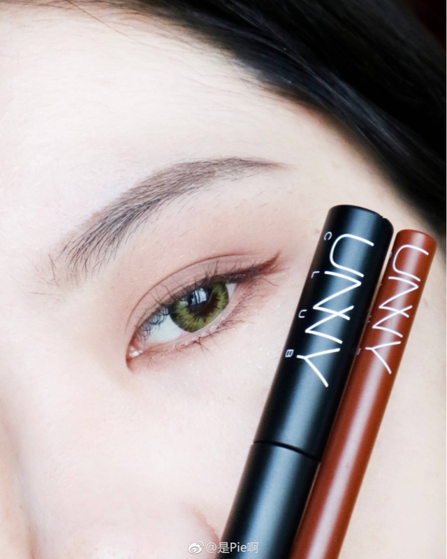 Unny uốn mi dài không thấm nước nhỏ mịn tự nhiên dài không nở tự nhiên ba chiều - Kem Mascara / Revitalash chuốt mi lameila