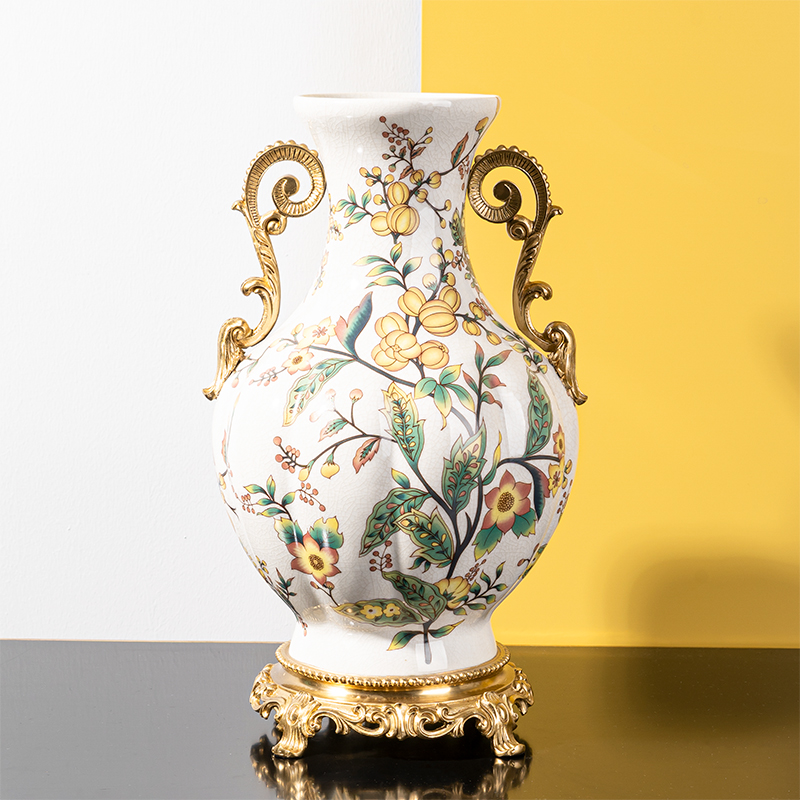 European-style pastoral ceramics with copper decorative vase American-style high-end luxury living room dining table flower set porch entrance hall flower arrangement