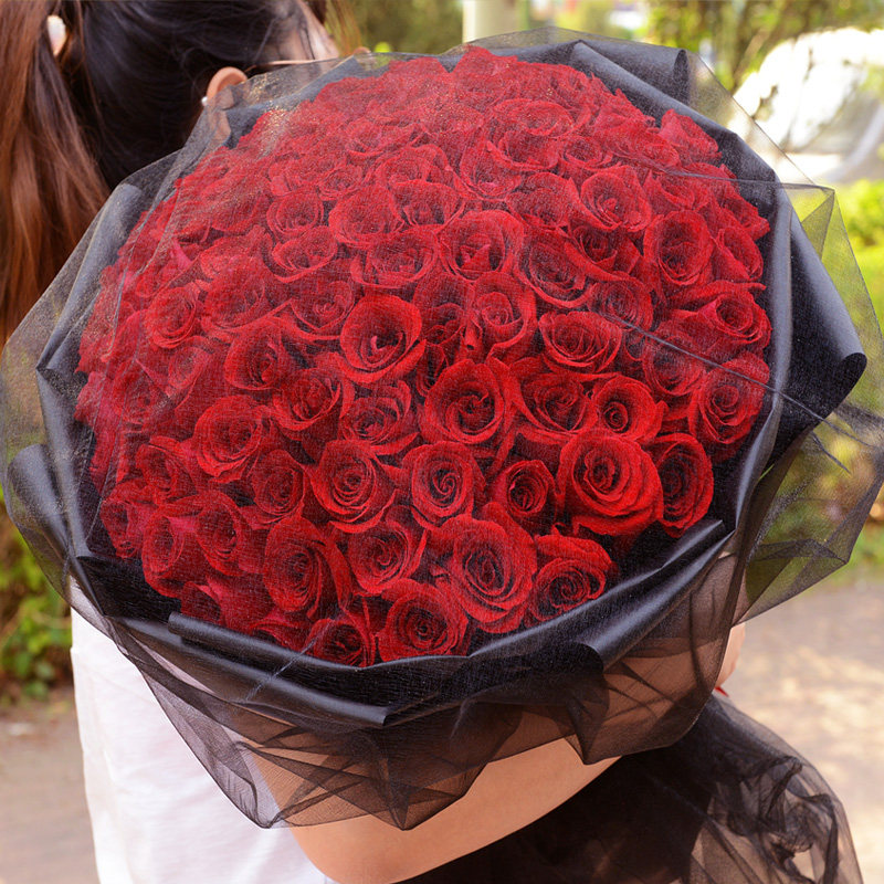99 Red Rose Shandong Jinan City Middle East Calendar City Changqing District Tongcheng Fresh Flower Shop Courier