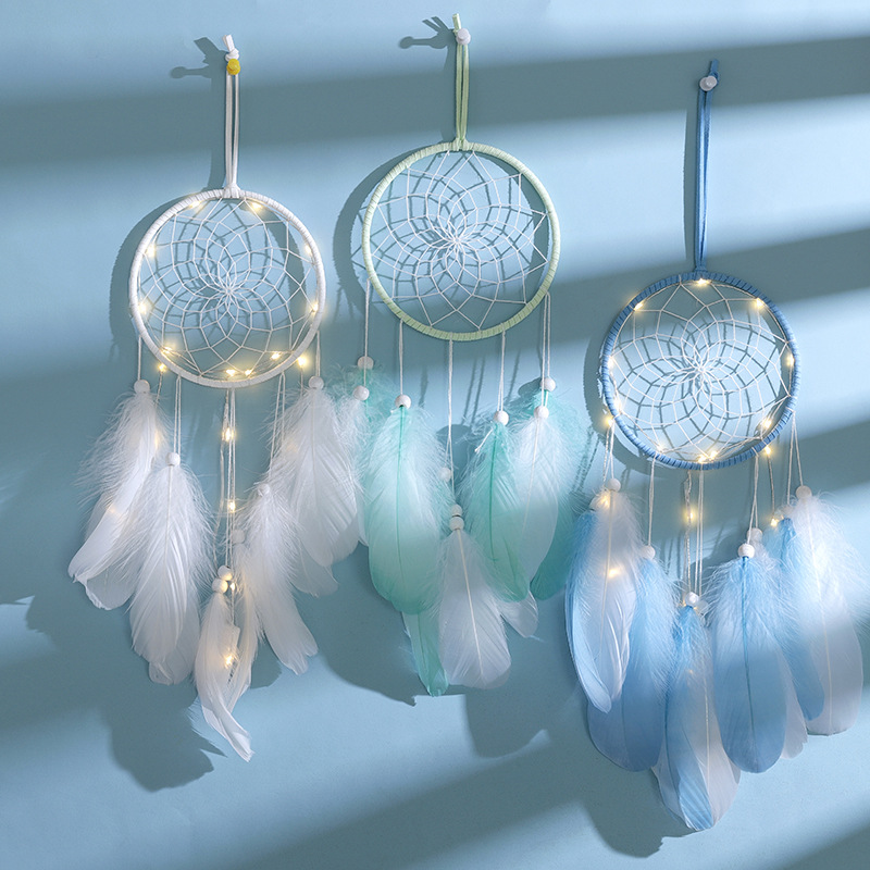 ins Girl dream catcher Forest department flutter dream net Finished hanging ornaments send men and women birthday gifts Bedroom pendant wind chimes