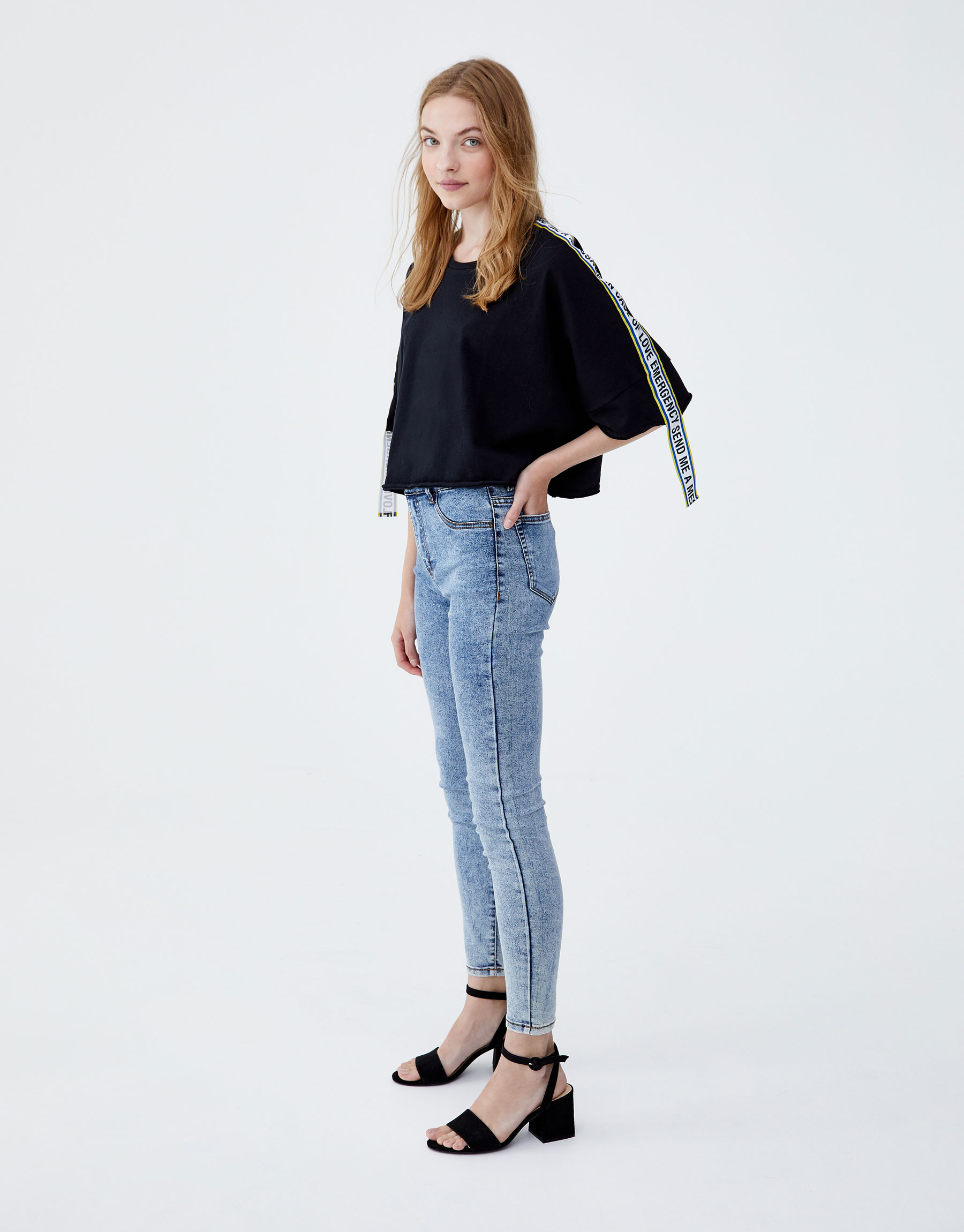 PullAndBear mùa thu 2018 mới giặt họa tiết skinny jeans eo cao nữ 09685309 quần short rách