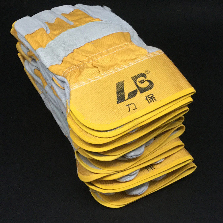 Force Protection Card Electric Welding Glove Short Head Layer Cow Leather High Temperature Resistant Wearable Electric Welding Welding Protection Labor Protection Gloves