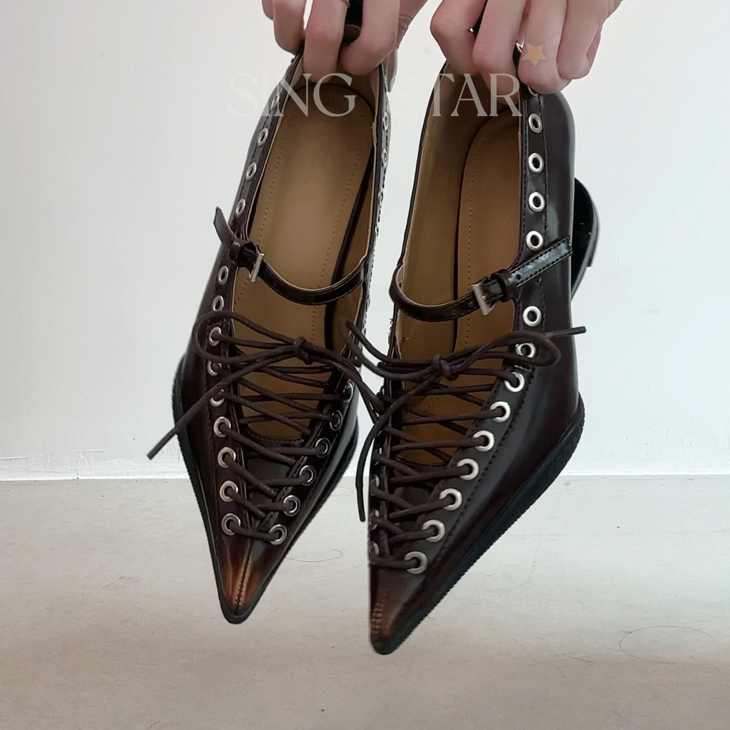 Lambskin leather ~ Design-conscious pointed-toe strappy high heels, 2026 Spring, brown Mary Jane floating heel flats for women.