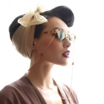 Japanese Net red roll bangs inside curly hair roll wig piece Retro egg roll wig Liu Hai piece fake head curtain stay in the sea