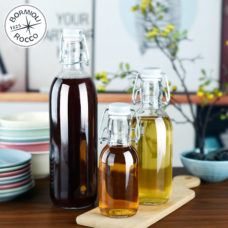 European imported wine bottle wine glass empty bottle sealed with lid grape wine white wine special enzyme