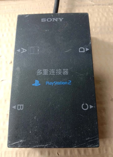 PS2 Multi-Connector PlayStative2 Multi-Connector 4 Ручка интерфейса делится на SCPH-10090