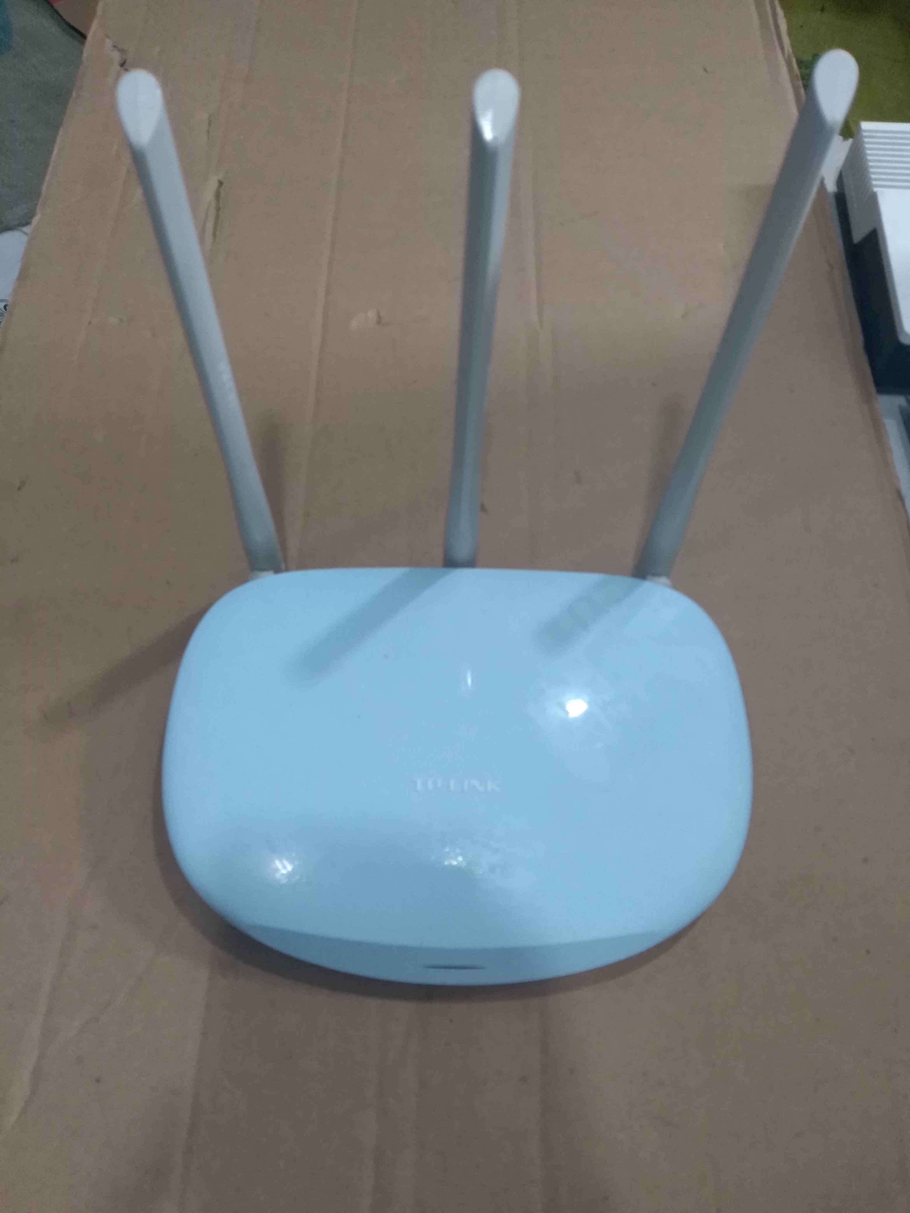 Pack TP-LINK UPLA TL-WR886N 450M 3 antenna Chinese Wireless Router