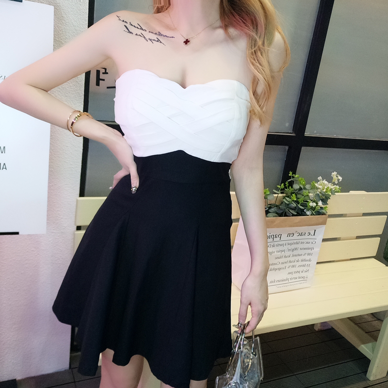 Váy ngủ mới 2018 của phụ nữ khí chất backless tutu váy mỏ neo eo đã mỏng ống hoang váy chiết eo