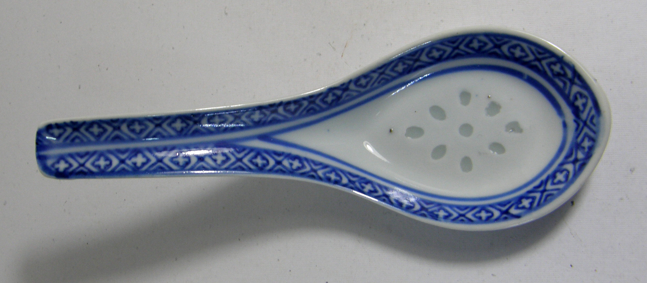 Jingdezhen former state-owned Guangming Porcelain Factory Blue and White Linglong Porcelain Mitong Porcelain Small 12CM Spoon Factory Goods Old Porcelain