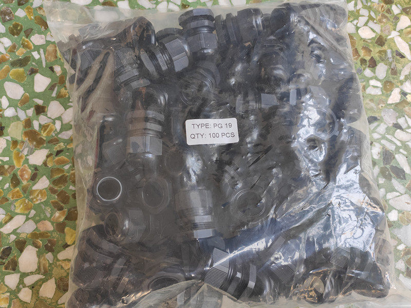 PG19 waterproof cable connector external thread cable Sotoul joint white black 100 packs-Taobao