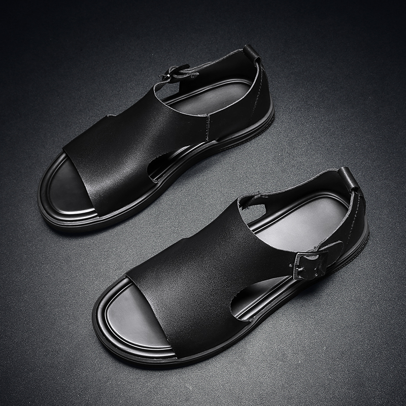 Sandals men's summer breathable 2022 New beach shoes Men's shoes Han version Driving with dual-use men's slippers