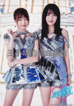 (Spot) SNH48 Princess cloak inside the seal to write a photo Yi Jia Ai Li Yuqi