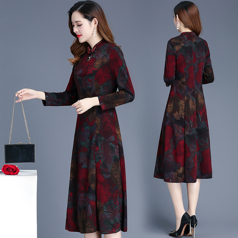 The high - end Yang Spring Clothing of the noble woman's dress in 2023 new Han - edition retro - print