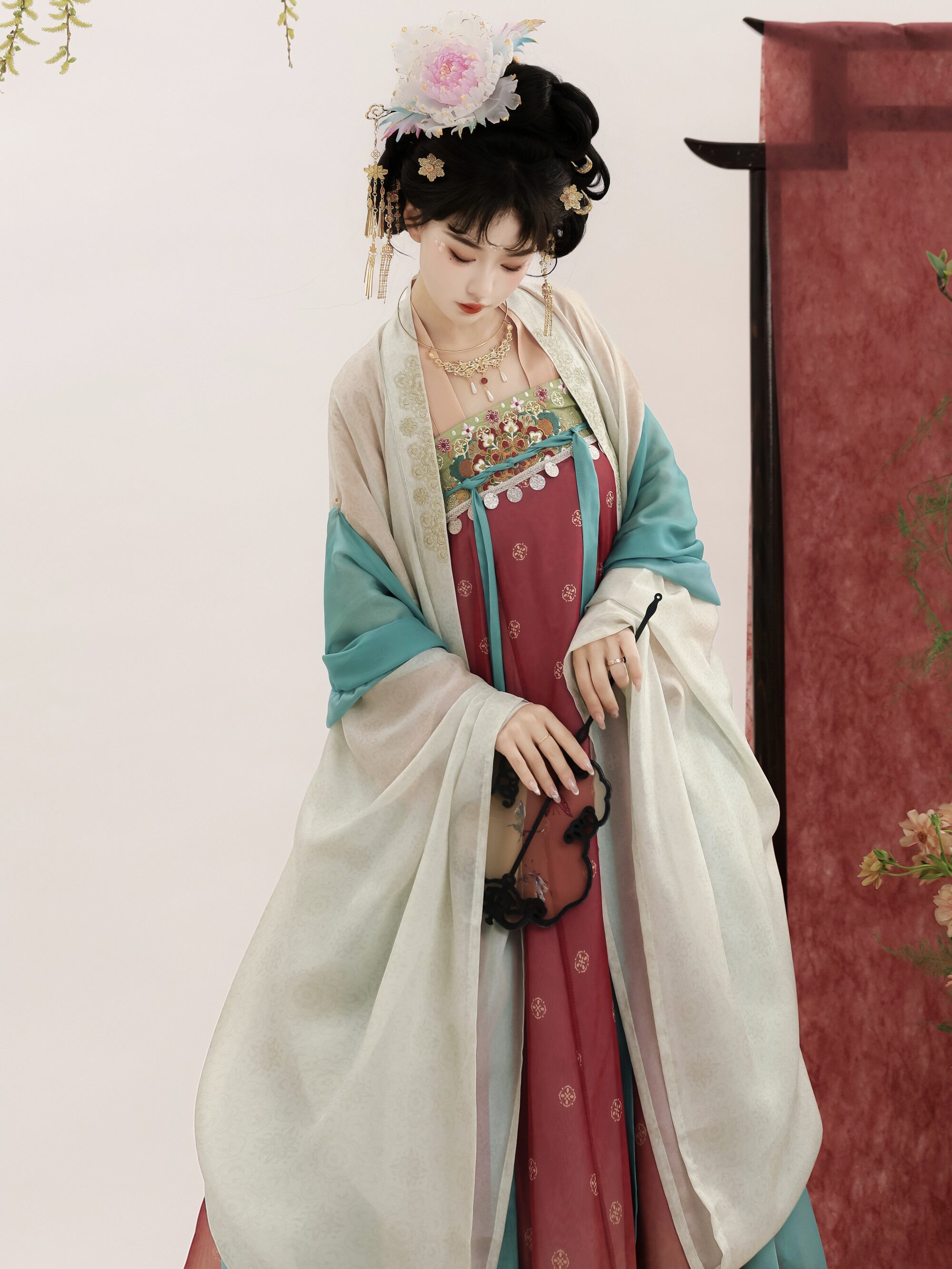 Китайцы одежда наборы 风来榕下原创繁花夜宴唐制汉服女复原齐胸破裙对襟上衣大袖衫刺绣