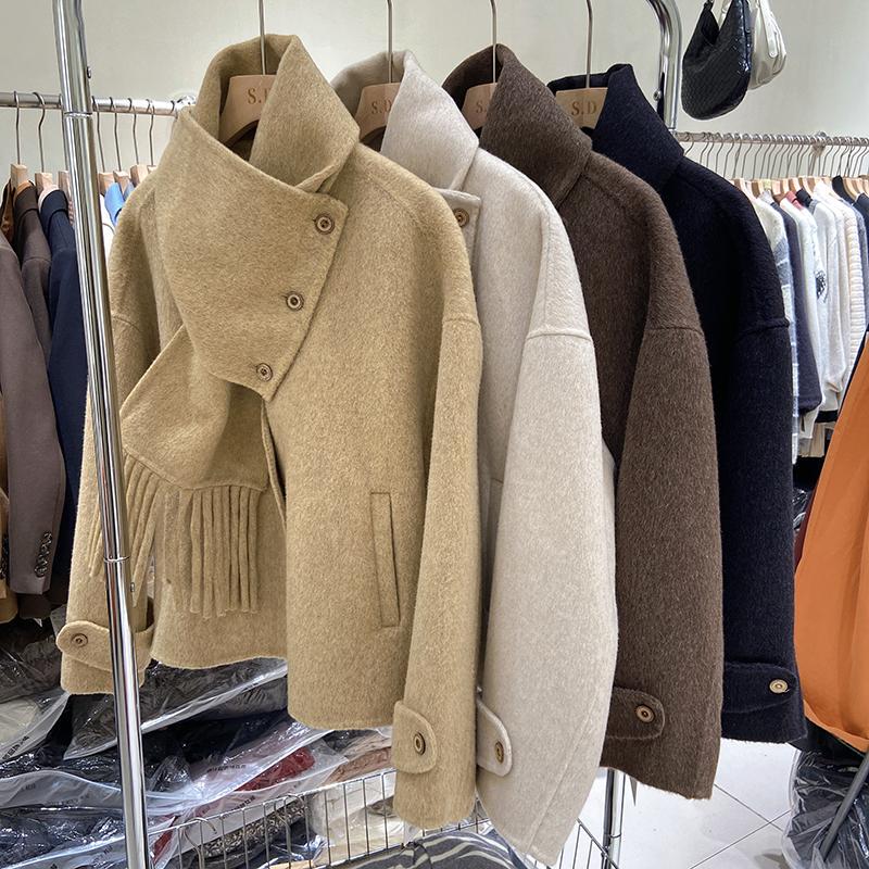 2024 Winter New Double-Sided Cashmere Coat with a Stylish Tassel Design for Petite Women, Wool Jacket with Detachable Scarf