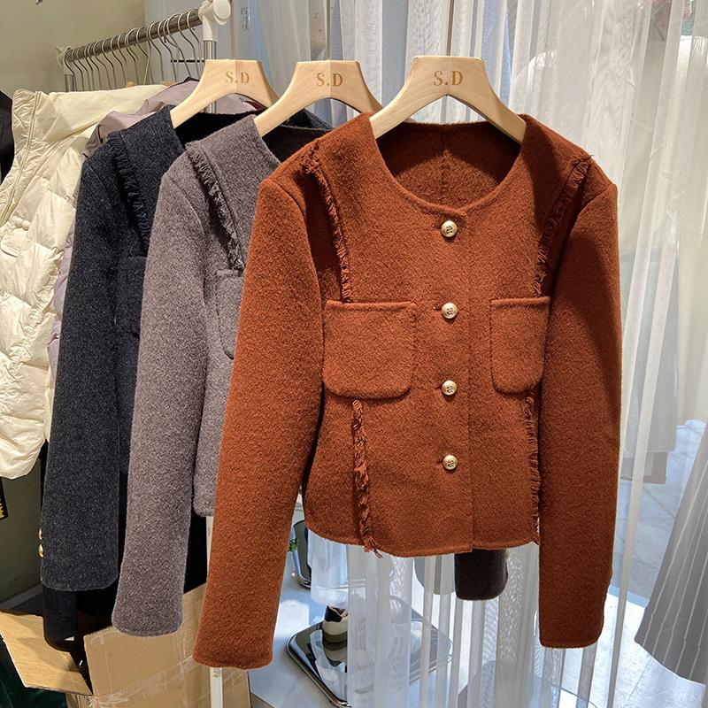 2024 Winter Style Elegant Chanel-Style Double-Sided Cashmere Short Coat with Fringed Edges, Wool Coat for Petite Sizes, Genuine Product 2024 Winter Style Elegant Chanel-Style Double-Sided Cashmere Short Coat with Fringed Edges, Wool Coat for Petite Sizes, Genuine Product