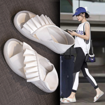 Wearing sandals in summer 2021 new tread on flat pregnant womens sandals wearing fairy wind tide
