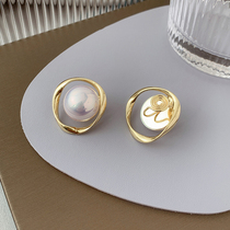South Korea East gate minimalist Personality Earrings Pearl Geometric Earrings Mesh Red Design Sensation Mosquito Coil Pan Without Ear Clip