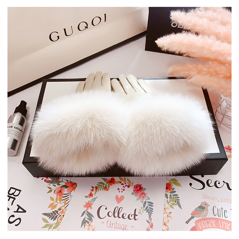 Sheepskin gloves ladies Korean cute big fox fur plus velvet padded warm leather touch screen driving in autumn and winter