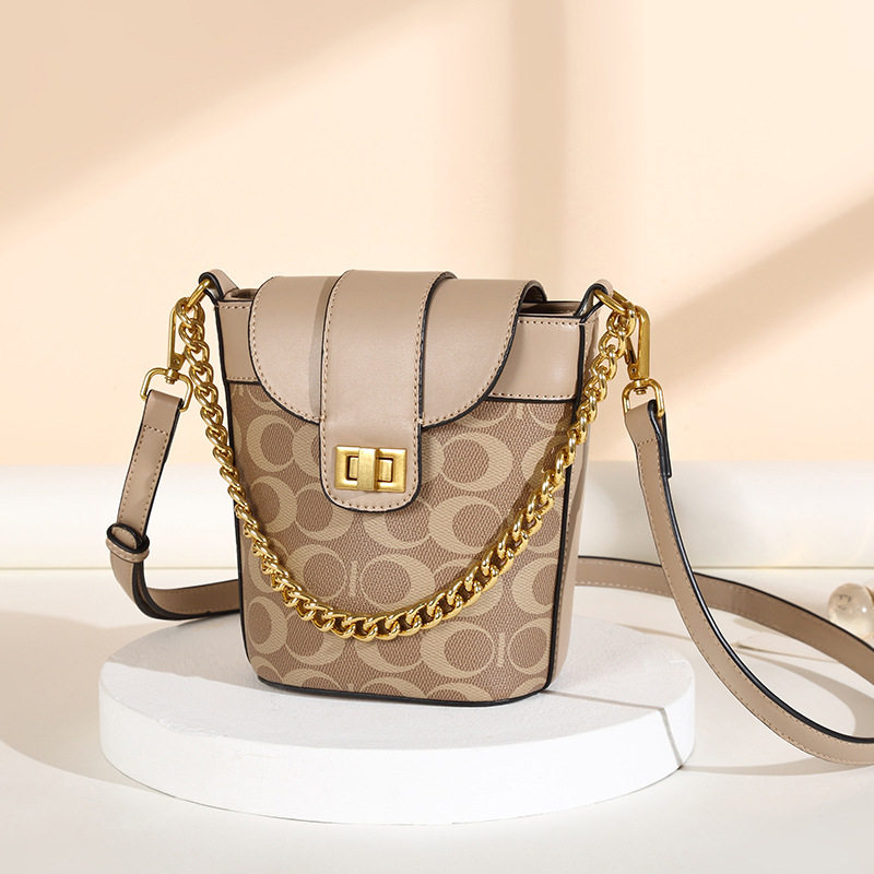 Shanghai Guest for evacuation clearance Outlets Outlets Ouelts Flagship Special Price Shop Ole Bucket Bag Cell Phone Bag