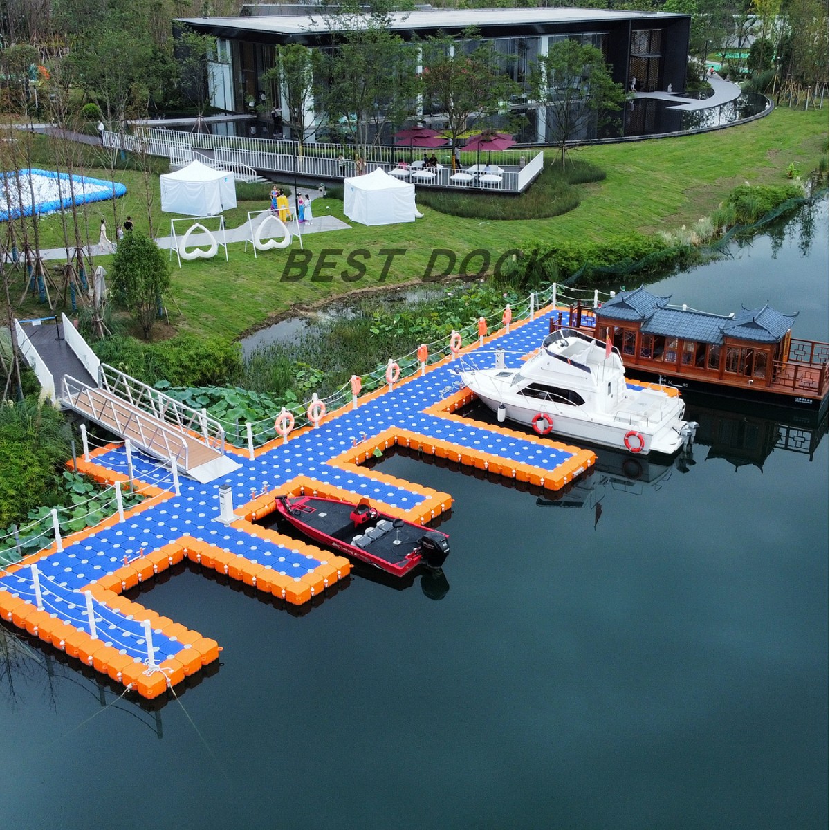 Speedboat pier combined floating berth water platform Easy installation Morrowing dock temporary stop floating platform