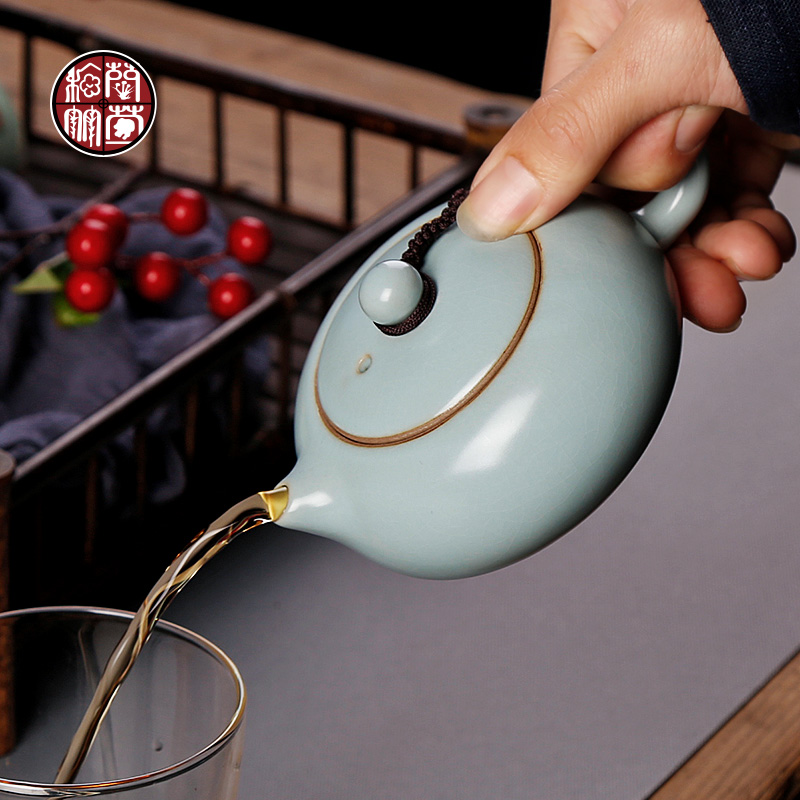 By patterns your up bian xi shi tea pot of Chinese ceramic cyan single pot of ice to crack the teapot version of a single day