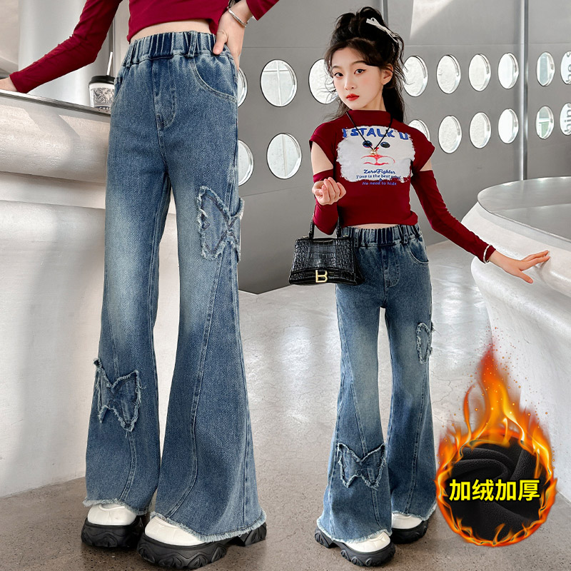 女の子ベルボトム 2024 秋冬新作子供ベルベットジーンズインターネットセレブファッショナブルな中型と大型の子供用パンツアウターウェア