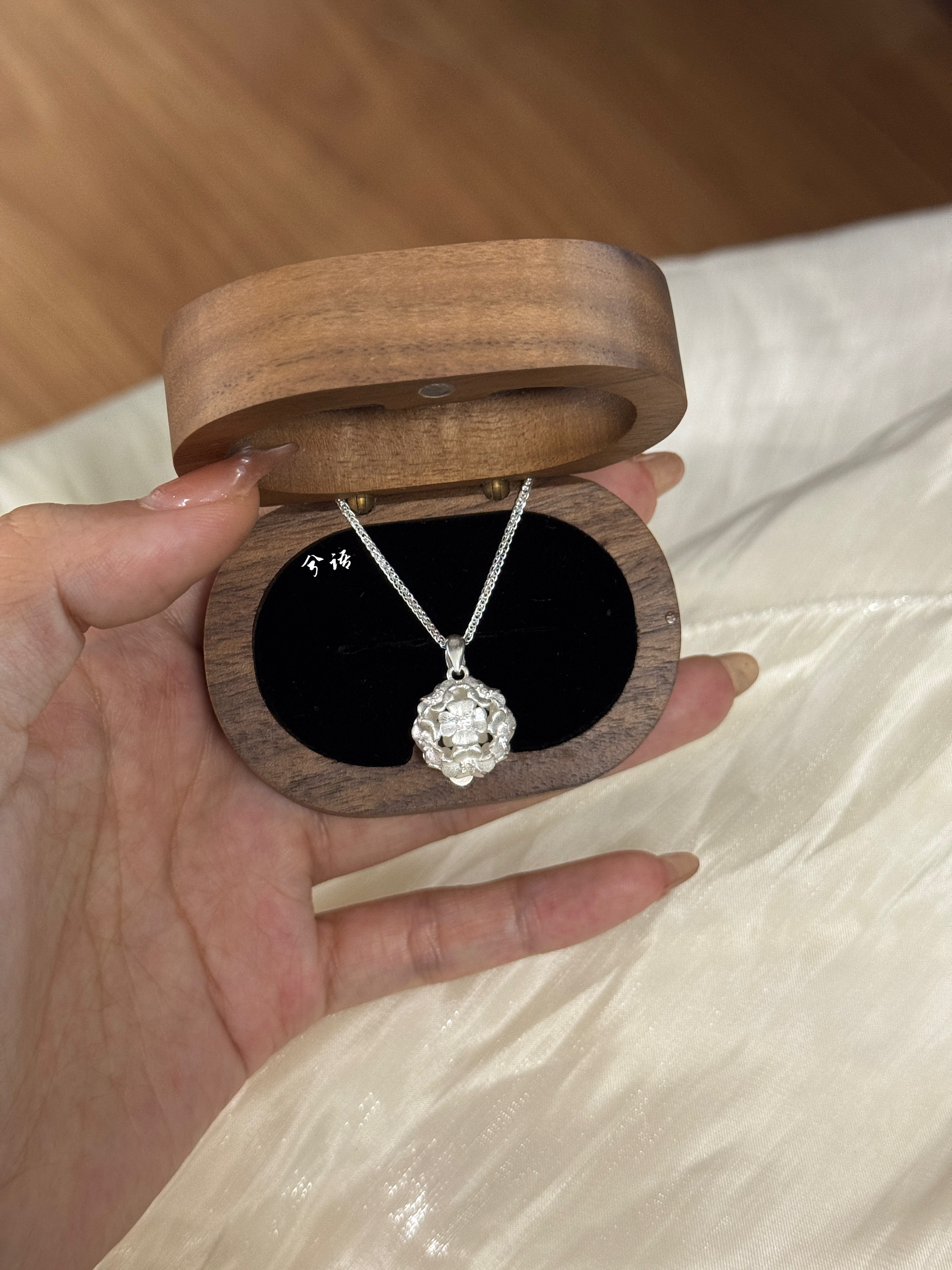 Серебряное ожерелье 兮语「绣球花」足银999.9银项链女时尚民族风纯银新中式国风礼物 Серебряное ожерелье 兮语「绣球花」足银999.9银项链女时尚民族风纯银新中式国风礼物
