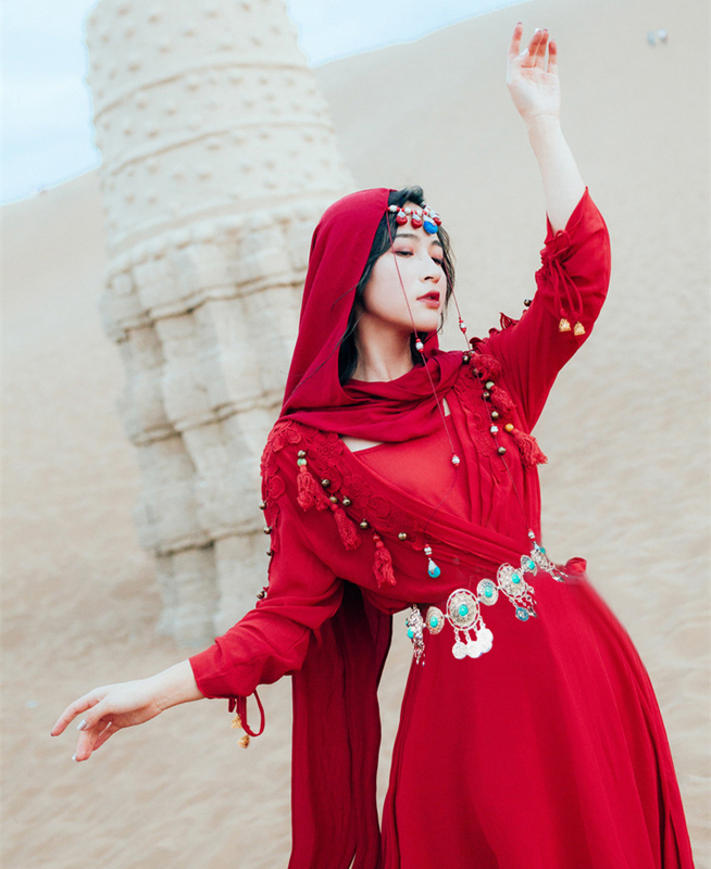 Ethnic Style Jewelry Pendant Red Dress Desert Red Dress Yunnan Travel Photography Goddess Style Seaside Vacation Dress Summer Style
