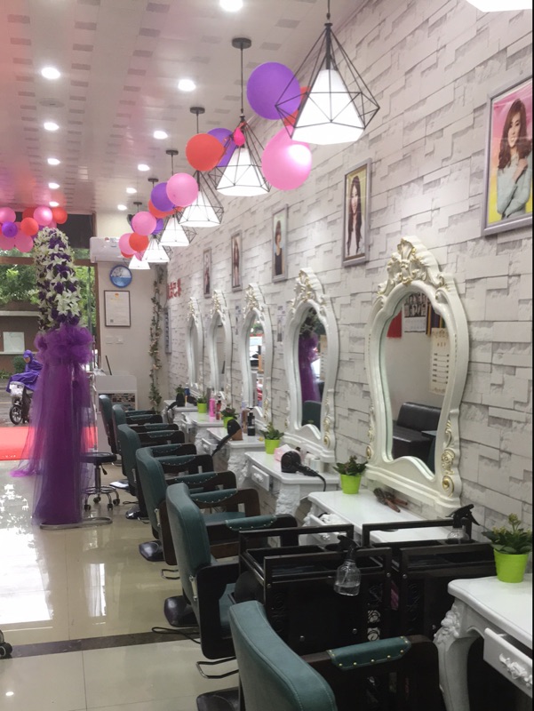 Cửa hàng cắt tóc retro châu Âu gương tóc salon salon đồ nội thất trang điểm phòng tắm gương làm đẹp gương gương hai mặt