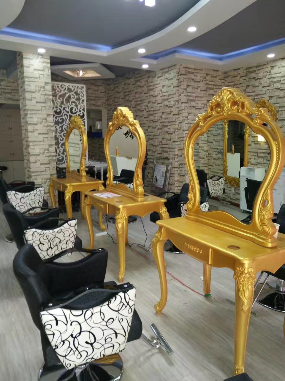 Cửa hàng cắt tóc retro châu Âu gương tóc salon salon đồ nội thất trang điểm phòng tắm gương làm đẹp gương gương hai mặt