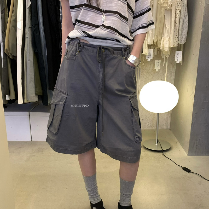 Mzi Studio - Unisex Multi-Pocket High-Waisted Drawstring Casual Shorts (Sold Separately) 19277 # # Mzi Studio - Unisex Multi-Pocket High-Waisted Drawstring Casual Shorts (Sold Separately) 19277 # #