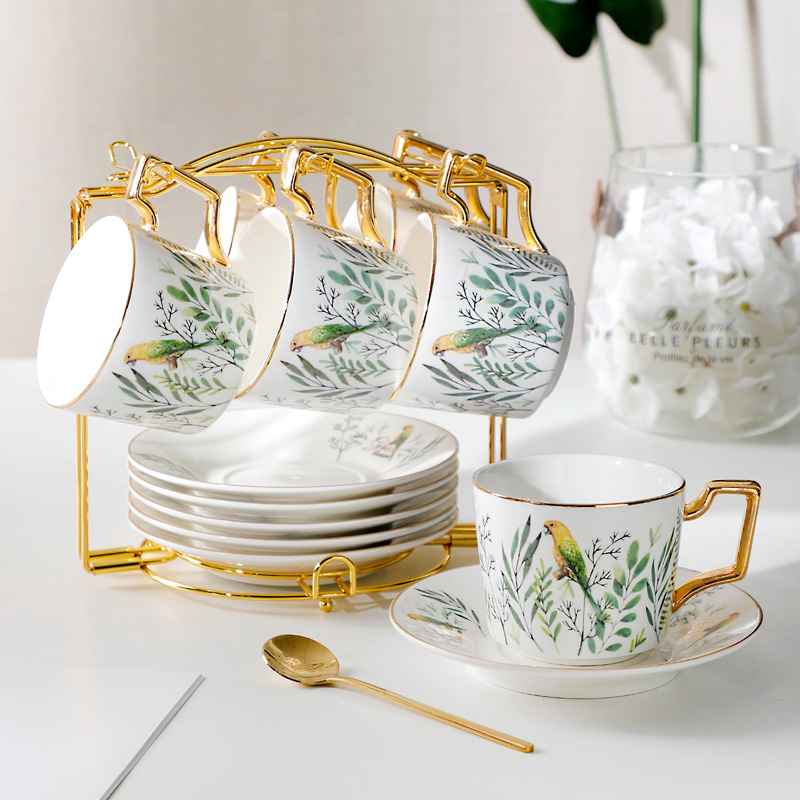 Ceramic coffee cups and saucers suit European household cup tea water with English afternoon tea cup cup of red tea cups