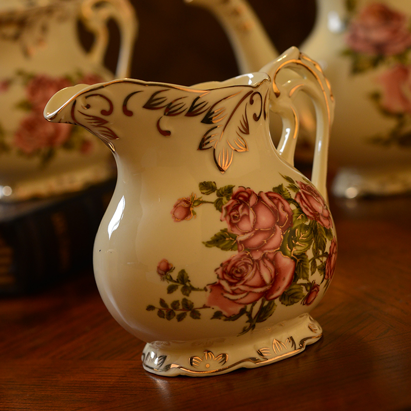 Friends live milk pot/small milk pot pot of milk cup milk/milk pot/spent cylinder European - style coffee milk cup ceramic juice