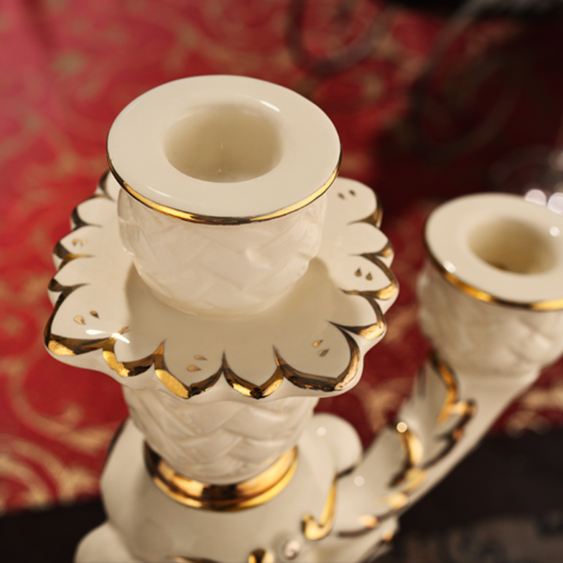 Continental candlestick American romantic wedding three Chinese style restoring ancient ways of ceramic based lamp block them by hand