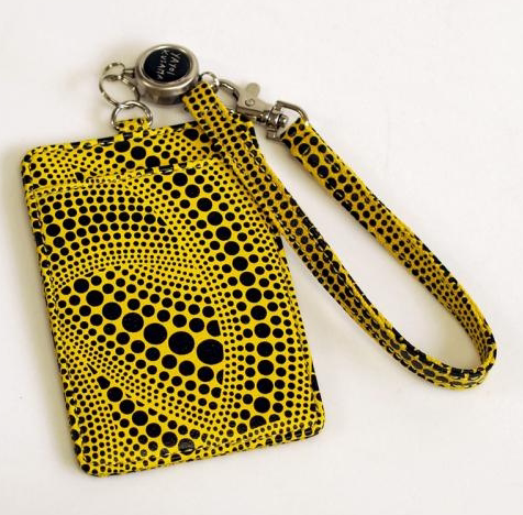 Japan Yayoi Kusama Art Piece Classic Pumpkin Pattern Traffic Card Package Card Sleeve