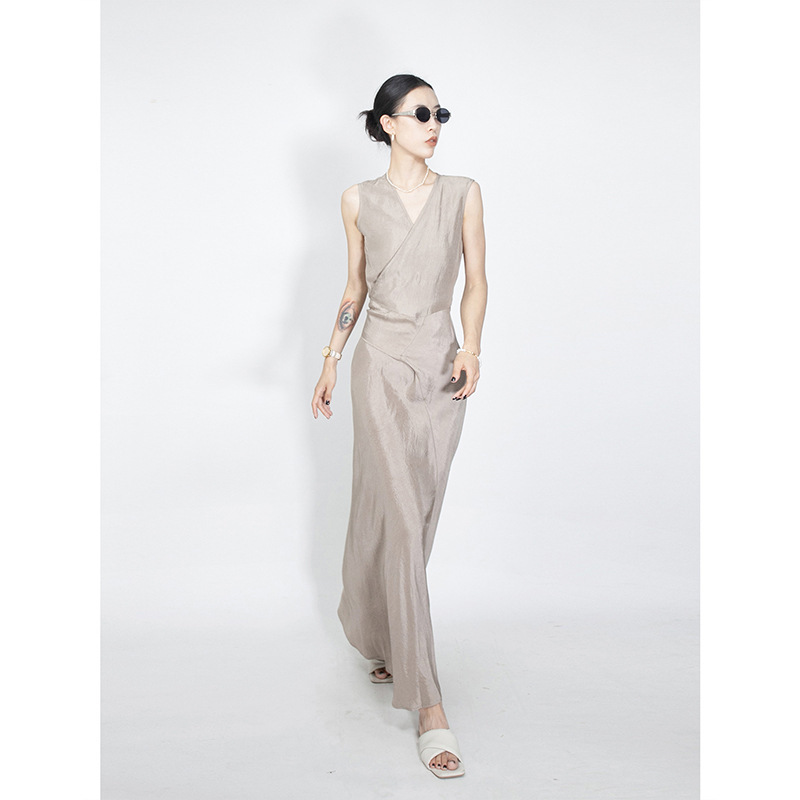 French-Style Satin V-Neck Dress 2025 New Style with Tie Straps, Relaxed and Comfortable, Black Tea Color, Textured, Sleeveless Long Dress