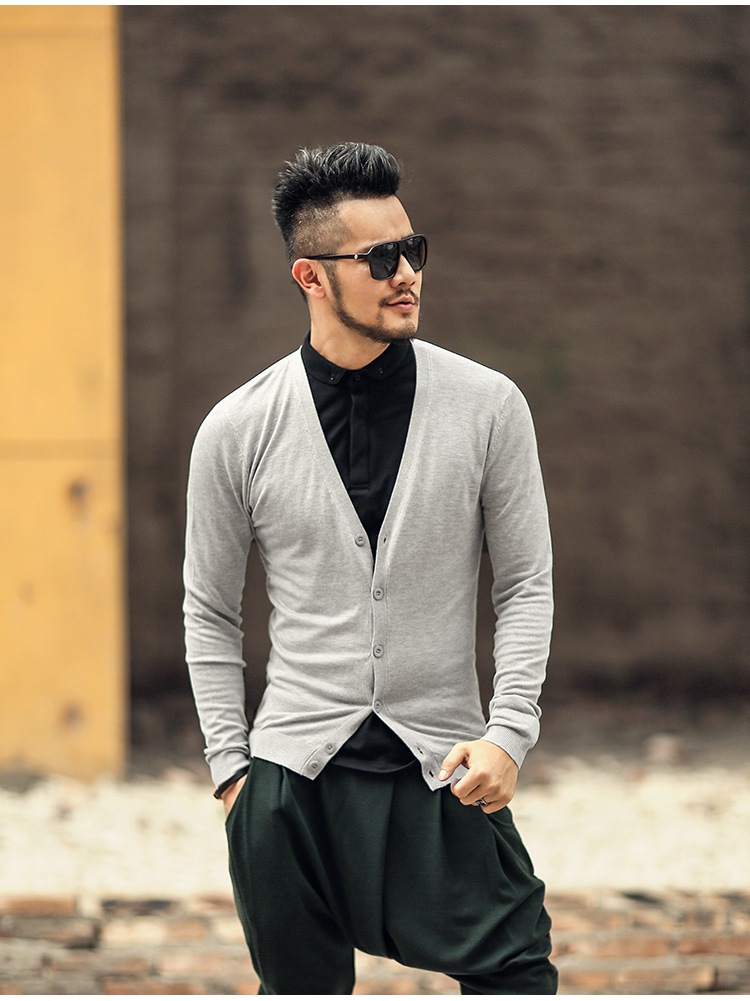 2018 mùa xuân người đàn ông mới của chiếc áo đan len cardigan loại nam rắn màu áo len cardigan áo len J755