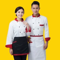 Белая одежда, красный воротник, фартук и шляпа.