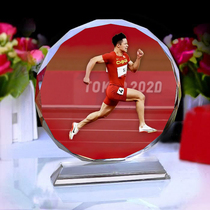 Night light peripheral crystal figures Bolt figures Su Bingtian figures souvenir peripheral sports student running posture