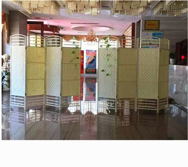 Đặc biệt cung cấp màn hình mây cỏ sáng tạo vách ngăn gỗ rắn phân vùng hiên phù hợp phòng đóng cửa thời trang văn phòng màn hình vườn - Màn hình / Cửa sổ vách ngăn gỗ tự nhiên
