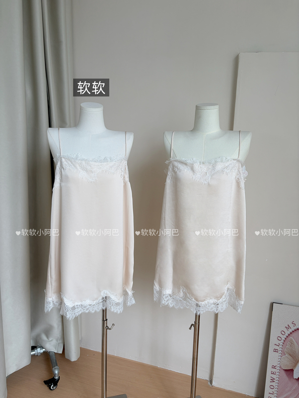 Soft Little Aba~Htt/「Sheep Fat Jade」Pseudo-Acetate Fixed-Dye Lace Splicing Adjustable Strap Dress Soft Little Aba~Htt/「Sheep Fat Jade」Pseudo-Acetate Fixed-Dye Lace Splicing Adjustable Strap Dress