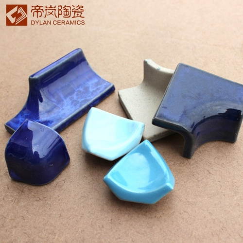 Бассейн с аксессуарами, мозаика